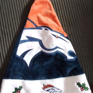 Broncos Santa hat NWOT 13.5" laying flat